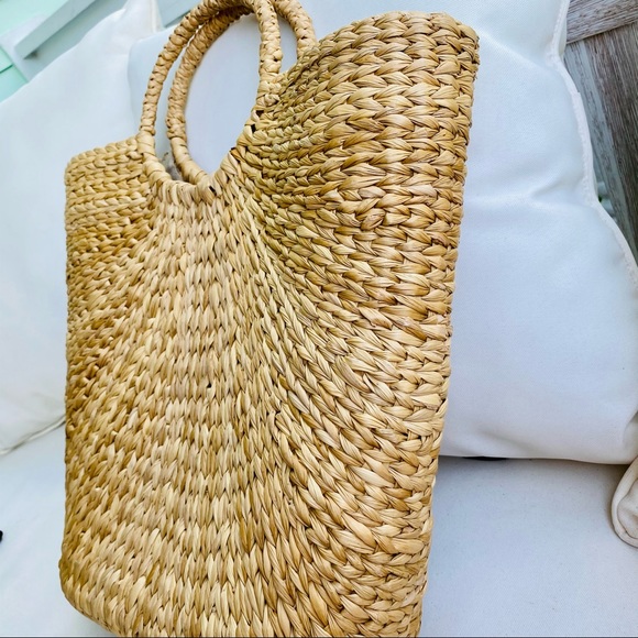 Poolside Day Dream Bucket Bag NWOT - Picture 7 of 14